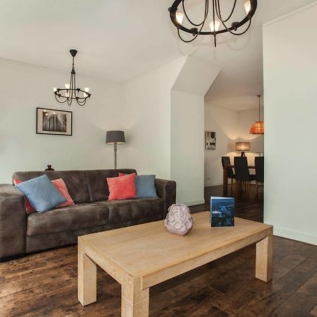 Stayci Serviced Apartments Noordeinde Haga Zewnętrze zdjęcie