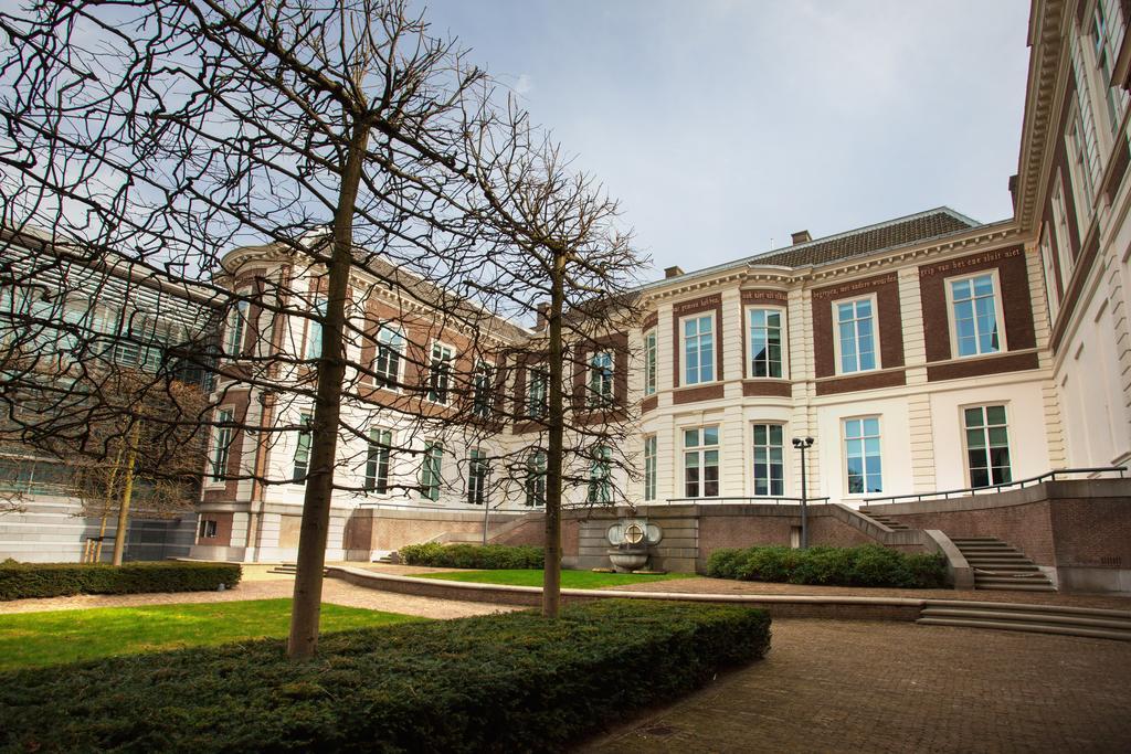 Stayci Serviced Apartments Noordeinde Haga Zewnętrze zdjęcie