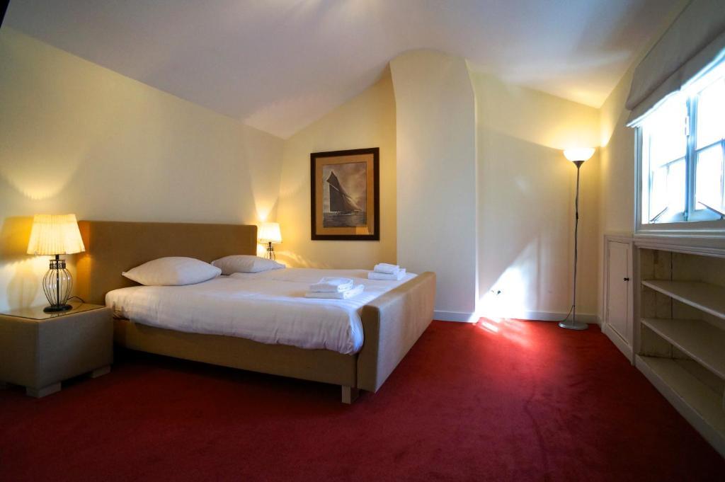 Stayci Serviced Apartments Noordeinde Haga Zewnętrze zdjęcie
