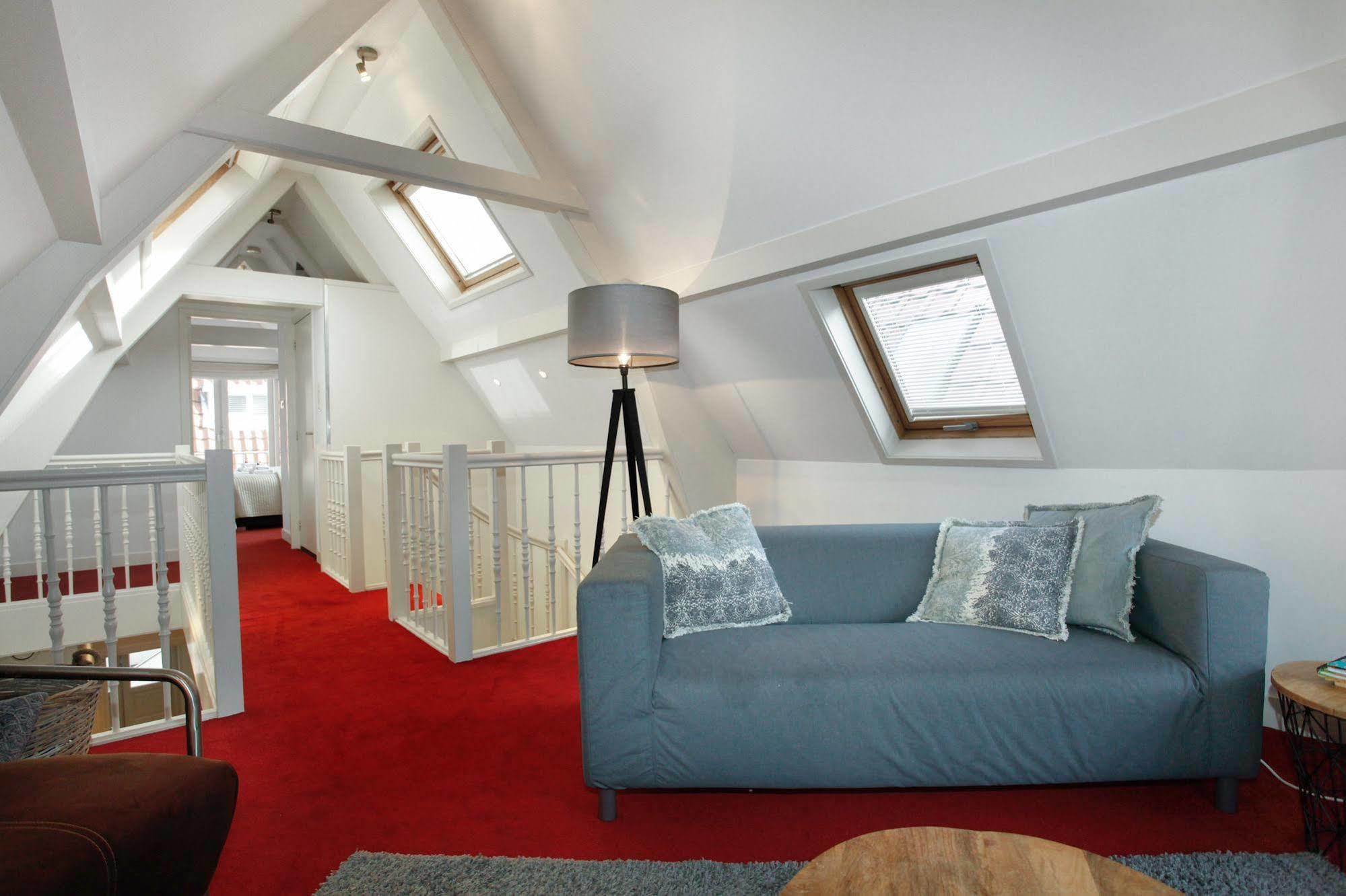 Stayci Serviced Apartments Noordeinde Haga Zewnętrze zdjęcie