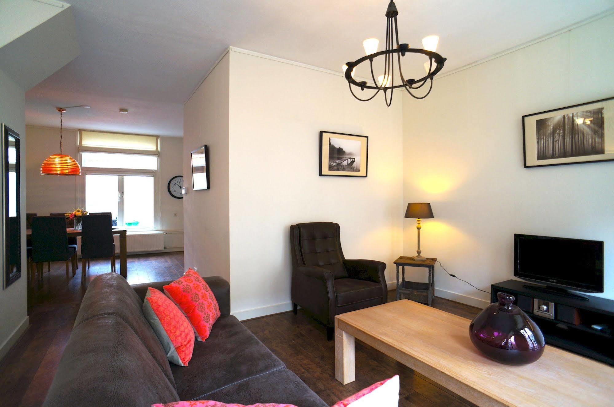 Stayci Serviced Apartments Noordeinde Haga Zewnętrze zdjęcie