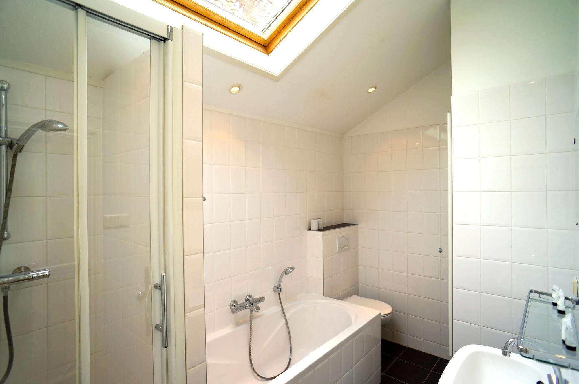Stayci Serviced Apartments Noordeinde Haga Zewnętrze zdjęcie