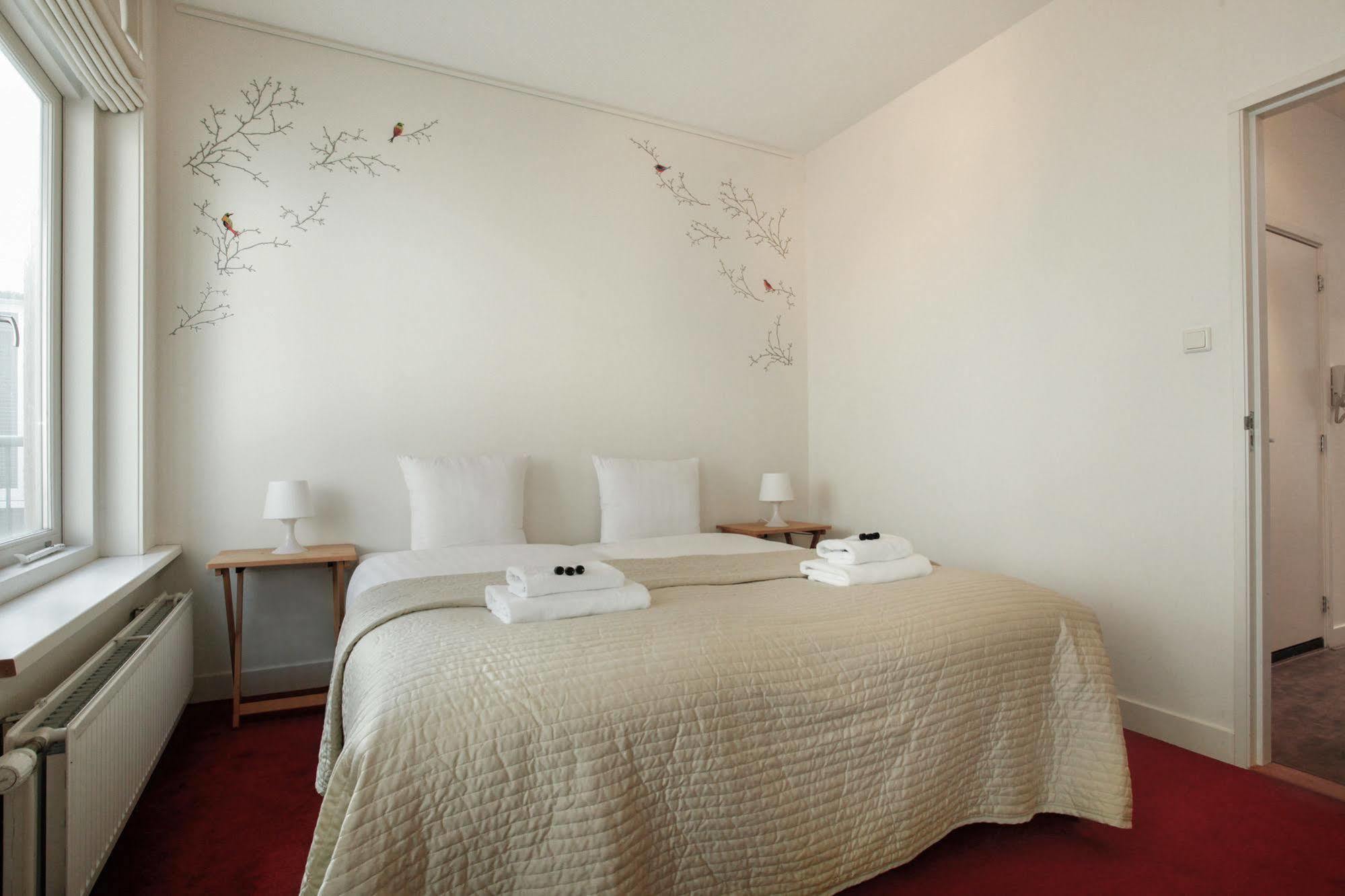 Stayci Serviced Apartments Noordeinde Haga Zewnętrze zdjęcie